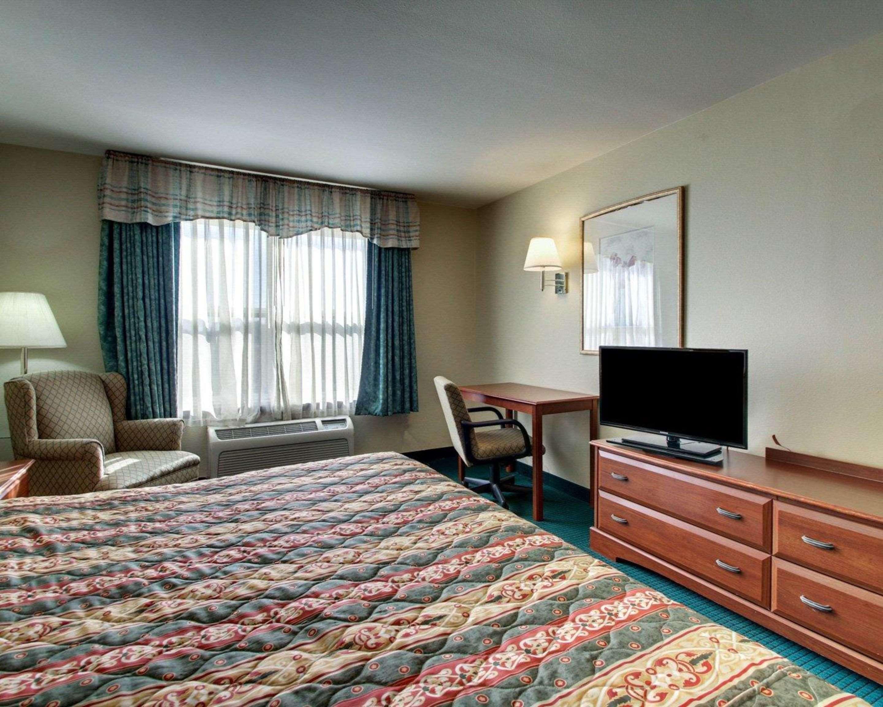 Econo Lodge Inn & Suites Flowood Extérieur photo